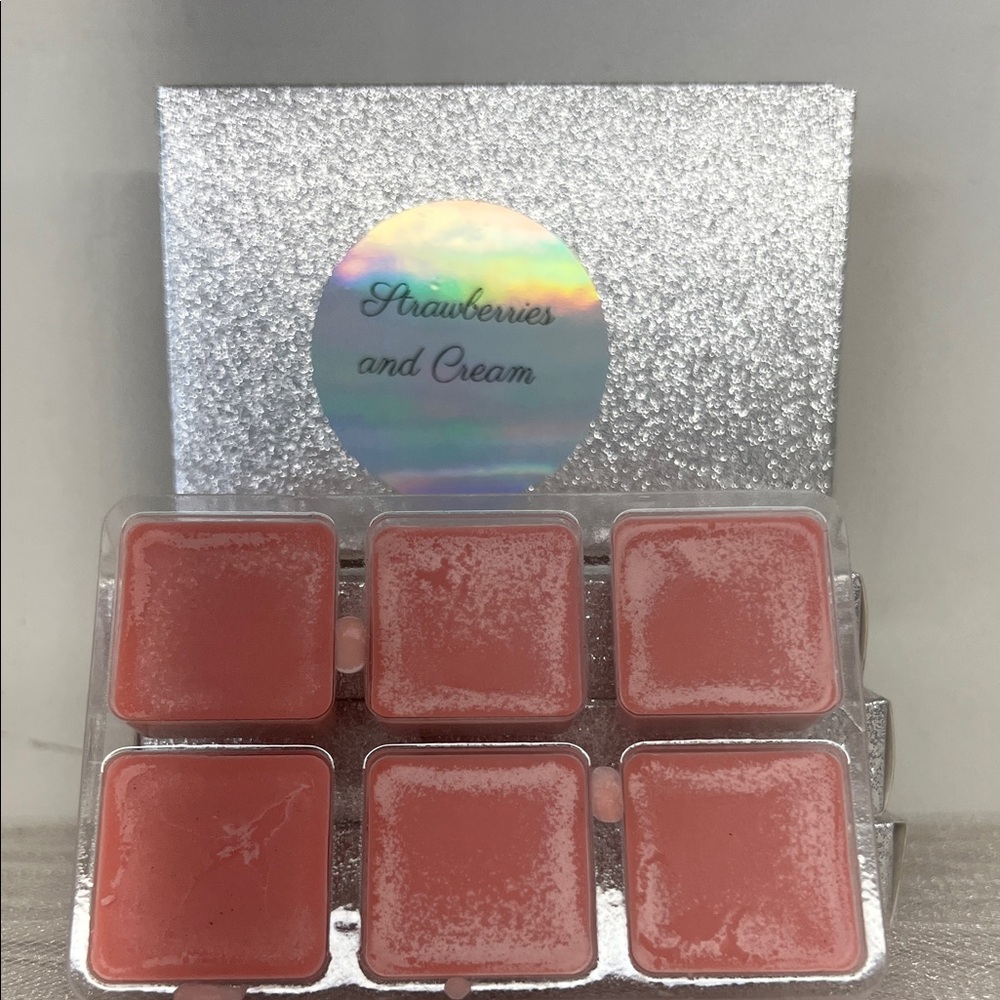 Strawberries and Cream Wax Melts